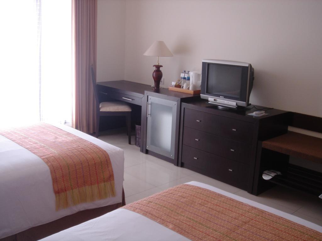 Town House Bukit Damai Indah Hotel Balikpapan  Exterior foto